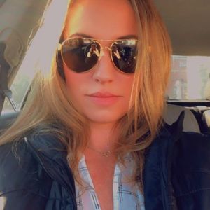 Meet your Posher, Michelle